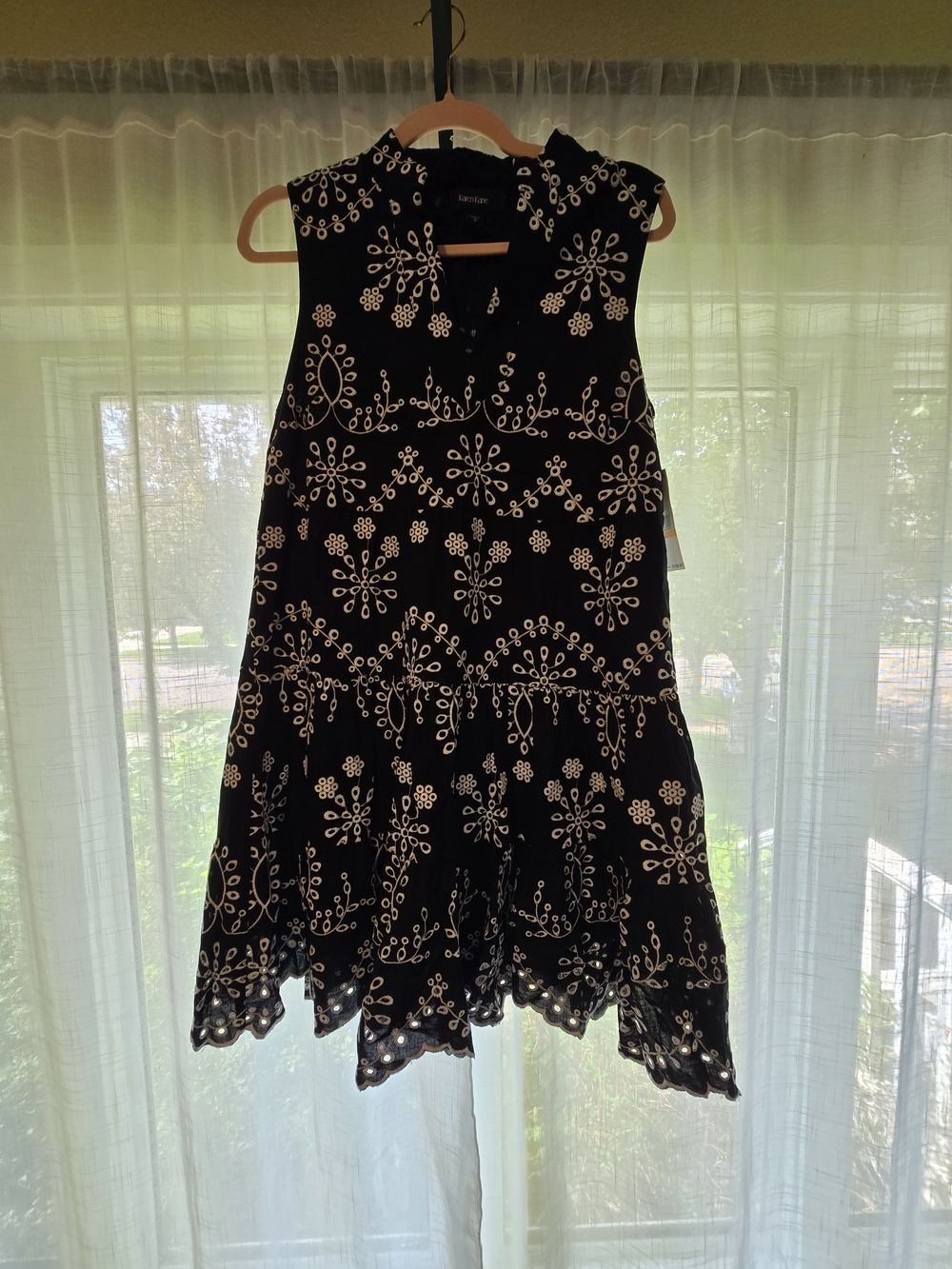 NWT Karen Kane Embroidered Eyelet Tiered Dress Black White Scalloped Small $168